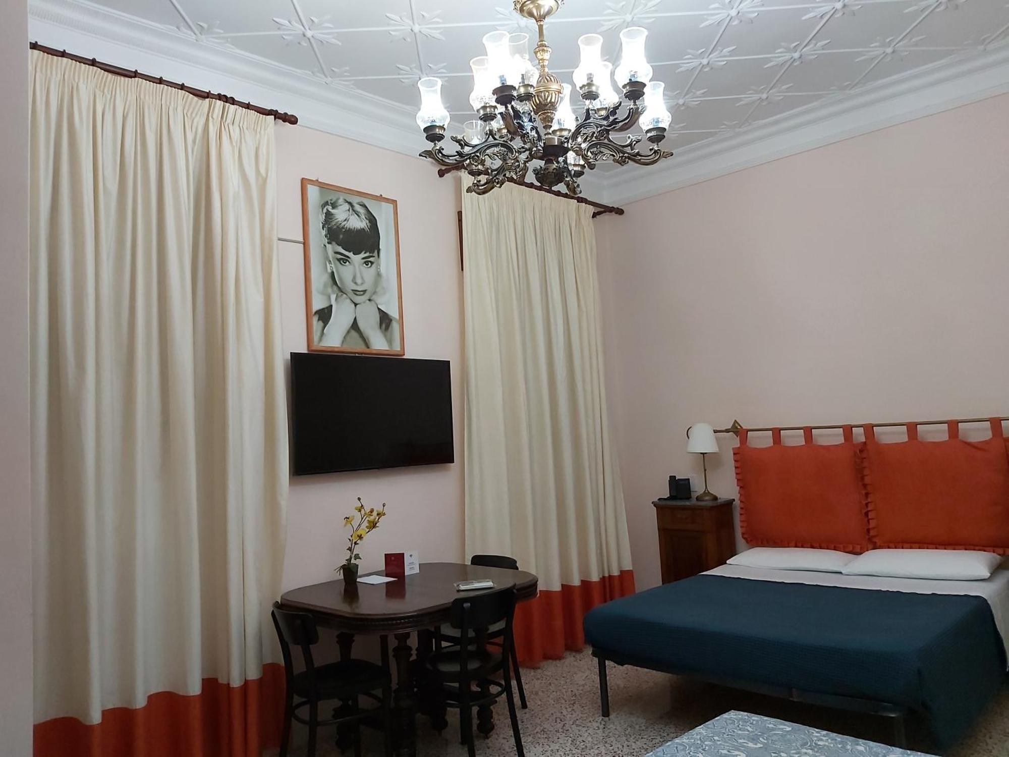Vittoria Guest House Баттипалья Экстерьер фото